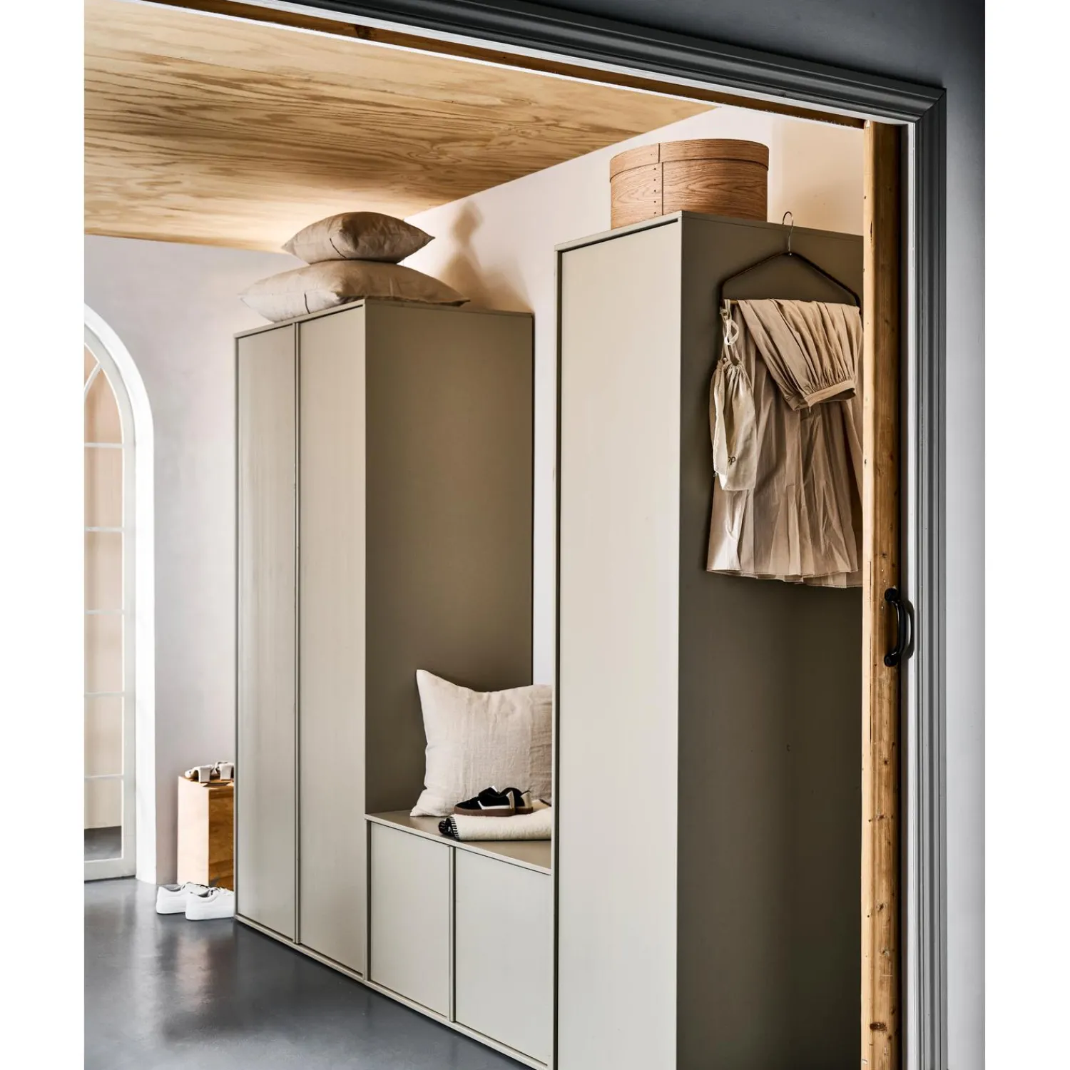 Discount WOOOD Daily Closet Double 200x100 cm grenen dakargrau