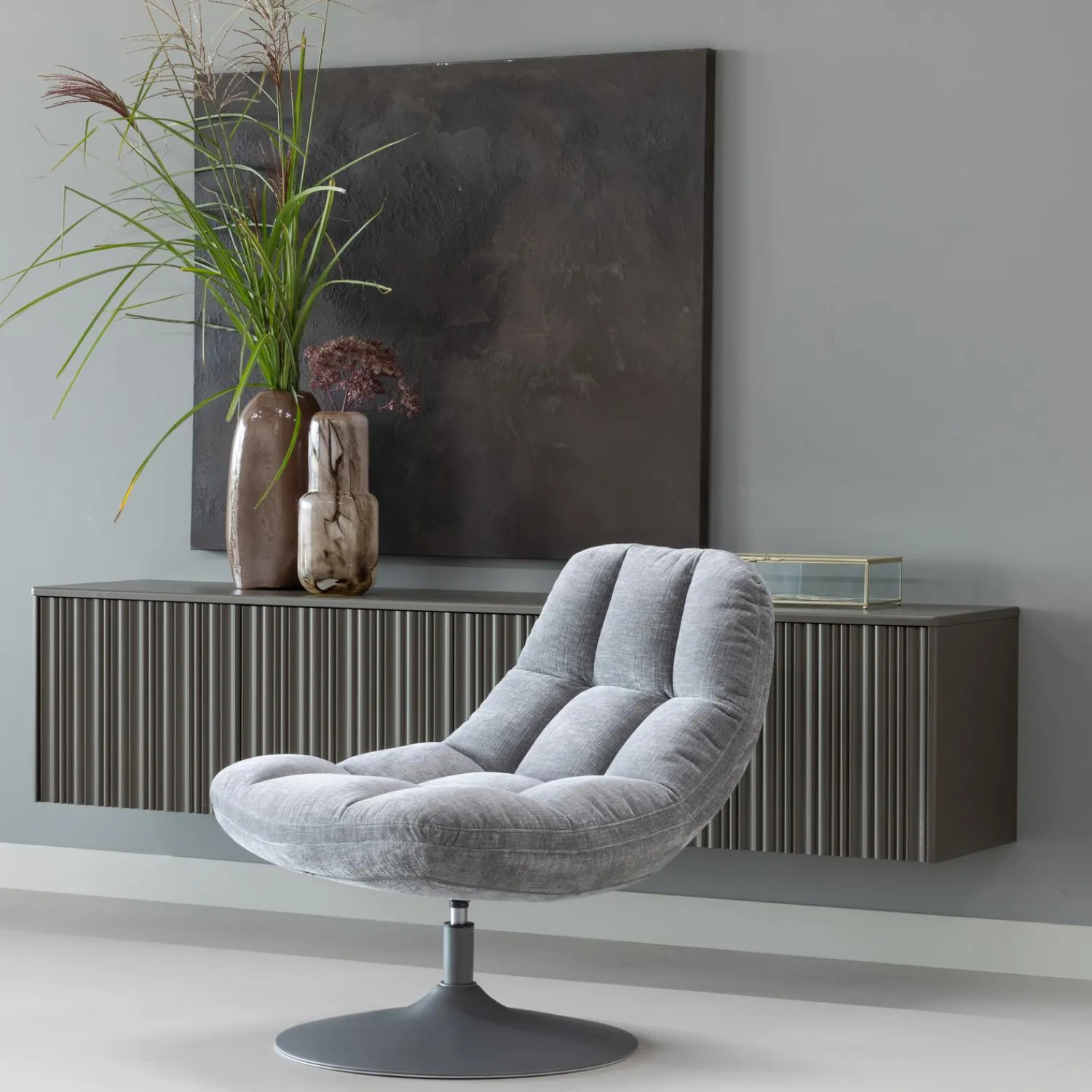 WOOOD Elvi draaifauteuil chenille structuur lichtgrijs