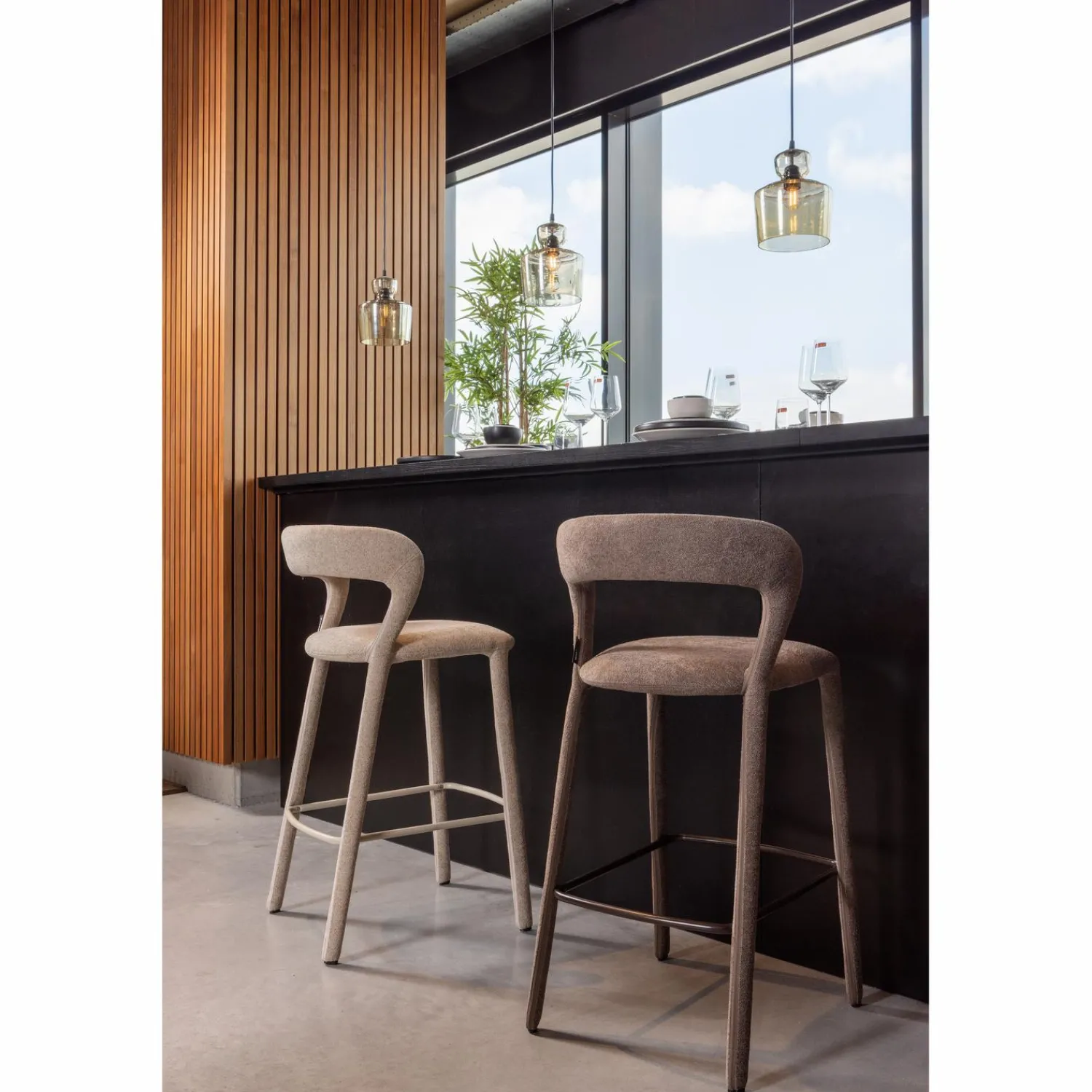 Discount WOOOD Noble barstoel Taupe