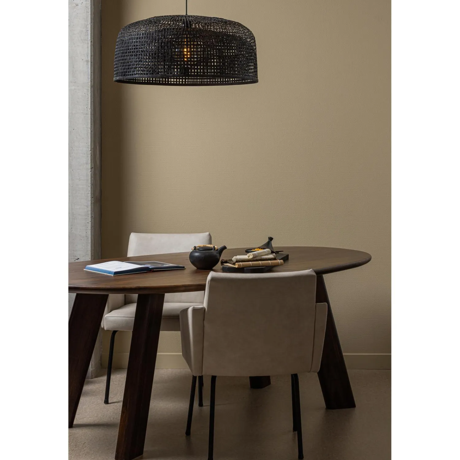 Best WOOOD Roundly eettafel/bureau mango hout walnoot 160x110