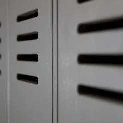 Sale WOOOD Stijn hoog 2-deurs lockerkast steel grey Staalgrijs