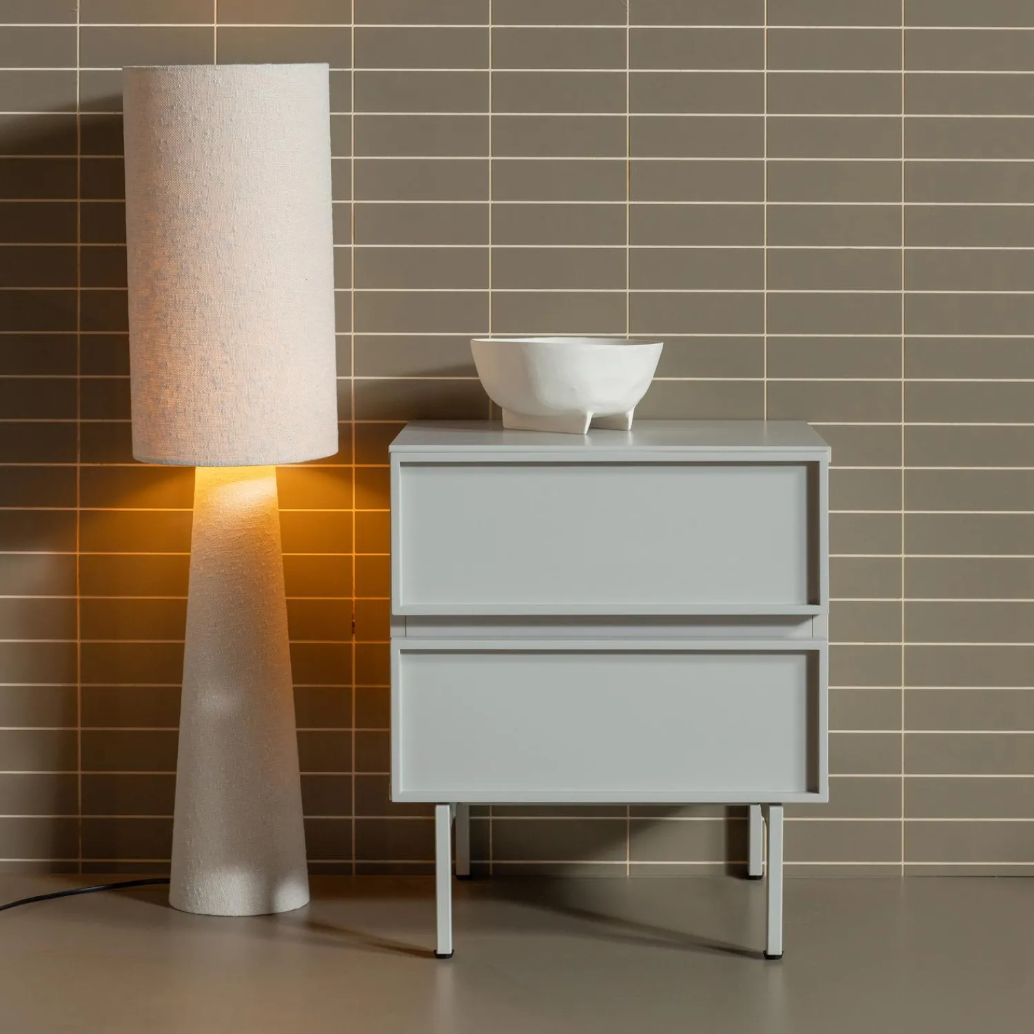 Outlet WOOOD Tours ladekast/nachtkastje 2 lades melamine/MDF Zand