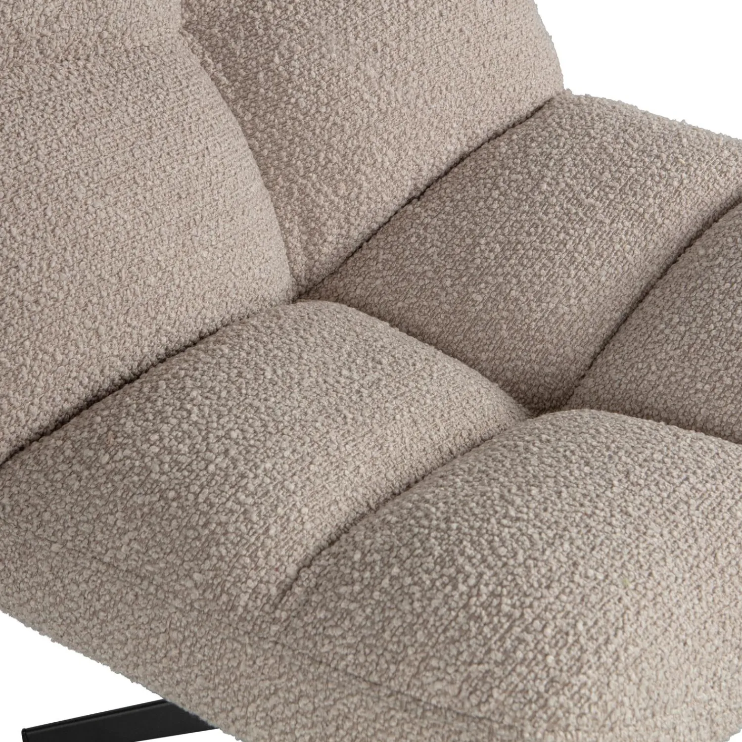 WOOOD Vinny draaifauteuil bouclé zand